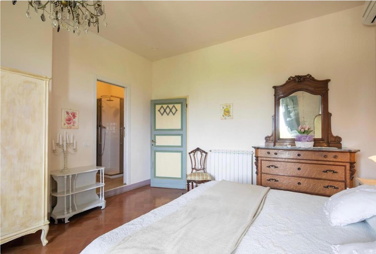 Villa Albertina Montespertoli Bagian luar foto